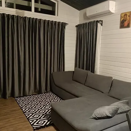 Apartment Pid Kryntoyu *