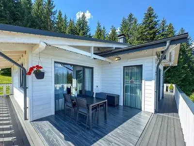 Pid Kryntoyu Krasnik