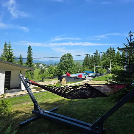 Pid Kryntoyu Apartment Krasnik