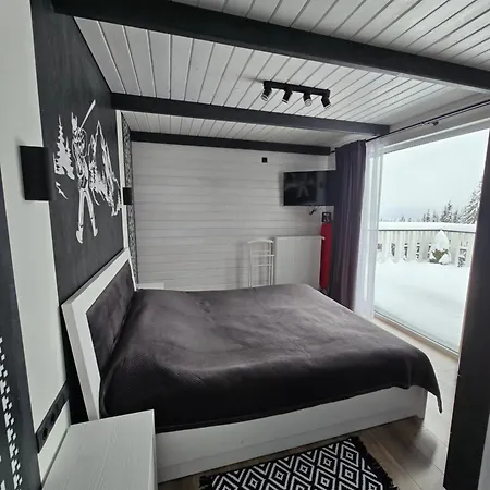 Pid Kryntoyu Krasnik